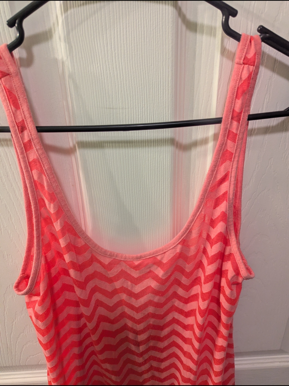 PINK Victoria's Secret Coral Chevron Tank Top - Picture 6 of 11